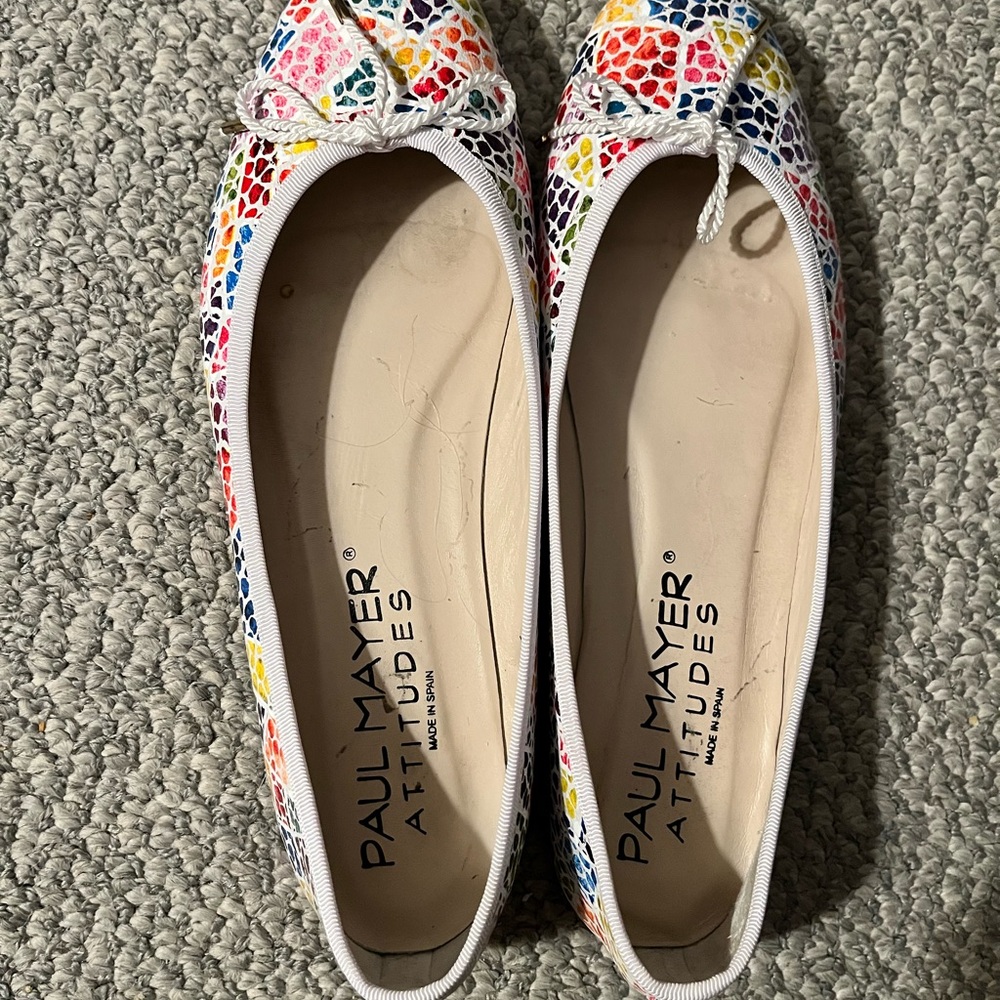 Paul Mayer Attitudes multicolor flats